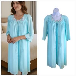 VTG Shadowline Nightgown Robe Set 2 Pc Blue Pink Embroidered Floral Trim Sz 1X